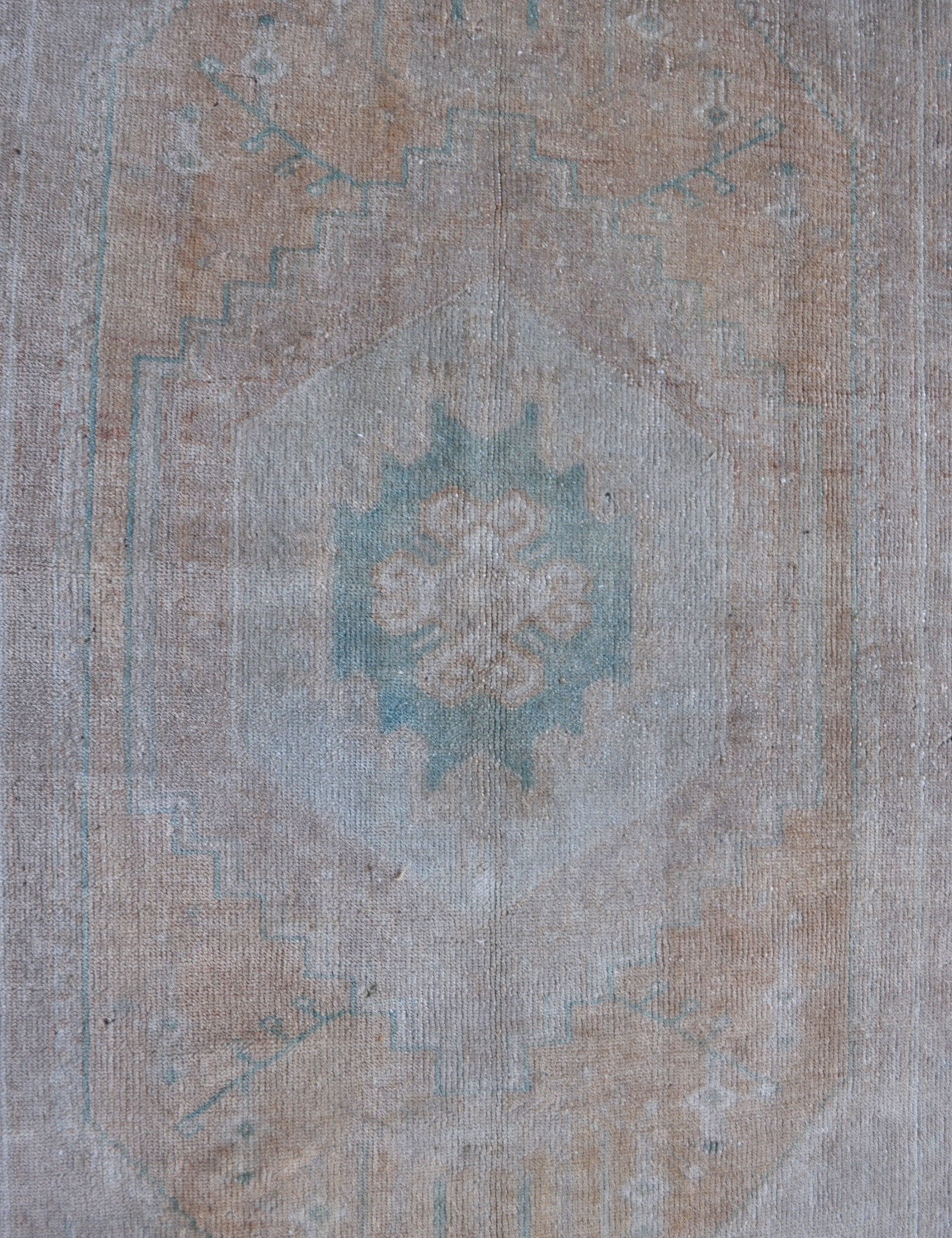 Aria, Vintage Rug